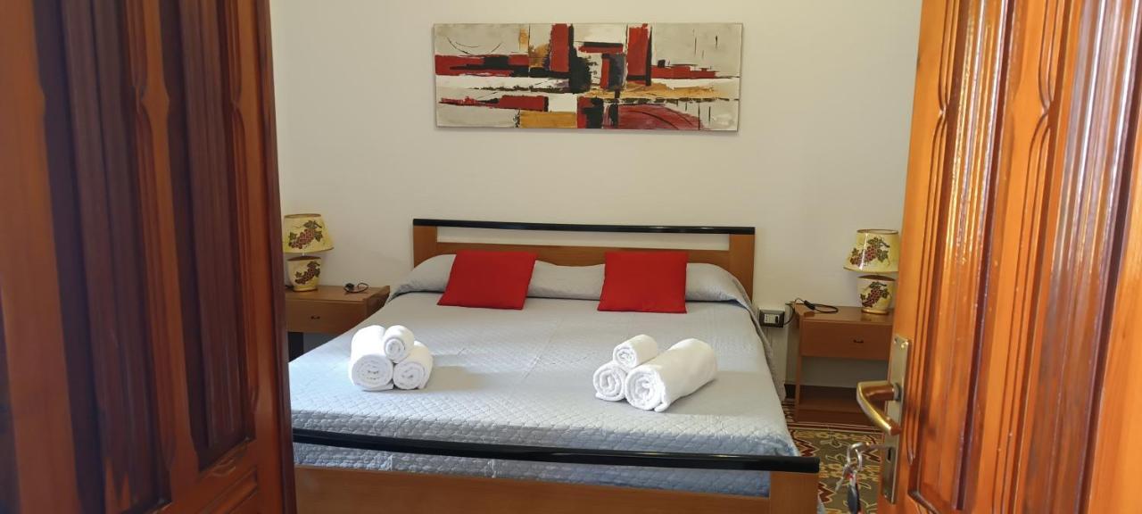 La Campidanese Iun R3640 Hotell Càbras Exteriör bild